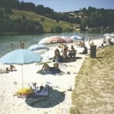 凯尔西白色之家客栈 2* Molières