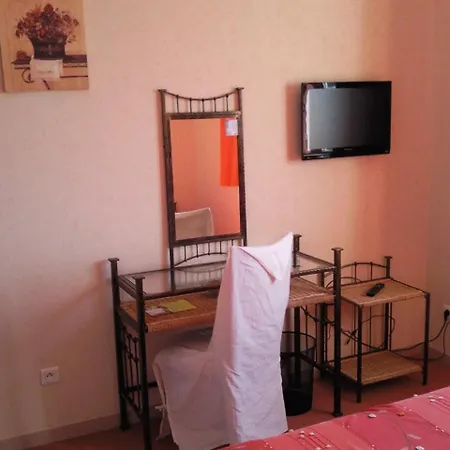 凯尔西白色之家客栈 酒店 Molières