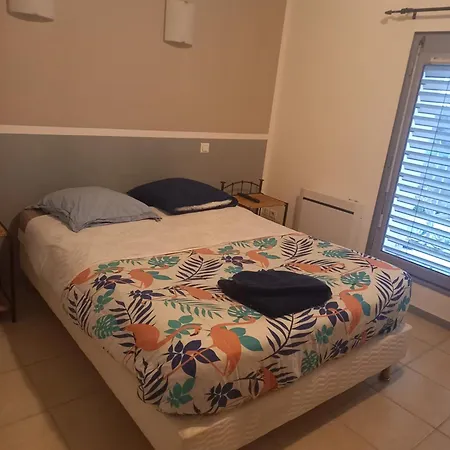 Hotell Logis L'auberge Du Quercy Blanc