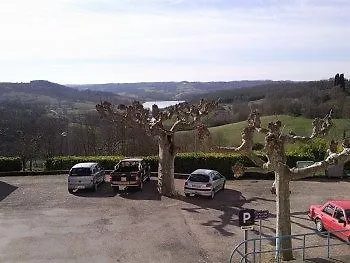 L'auberge Du Quercy Blanc 2*