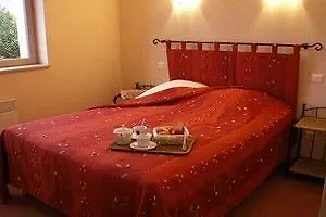 Logis L'auberge Du Quercy Blanc Hotel 2*